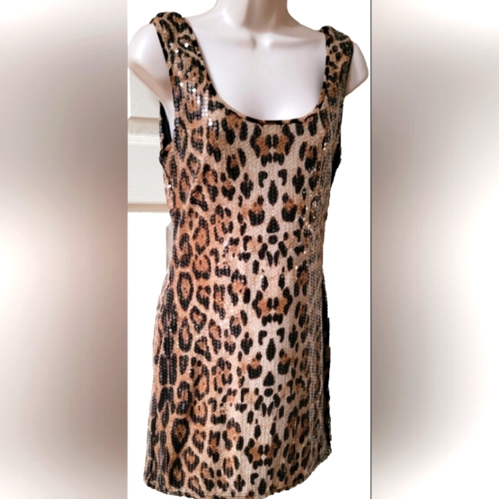 🐆Forever 21 Leopard Black and Tan Sequin Front Midi Dress🐆